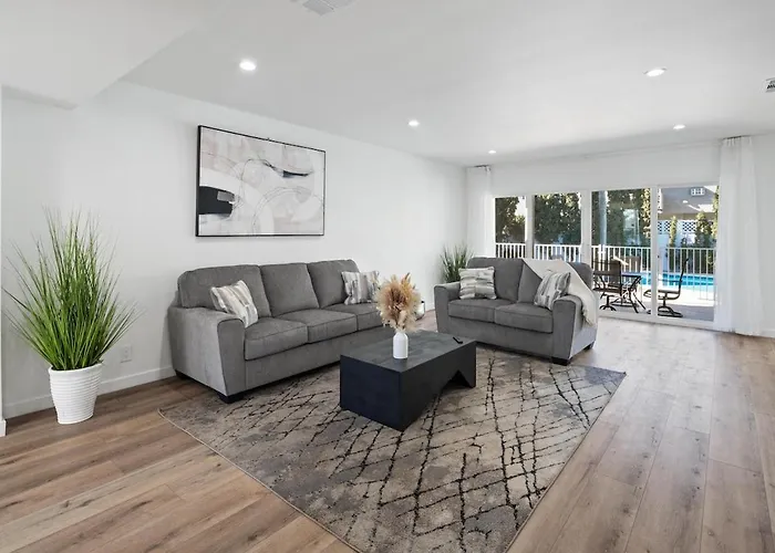 House With Pool In Prime Location - 10 Mins To Universal Studio