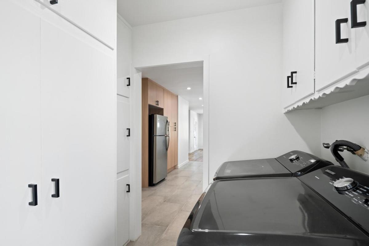House With Pool In Prime Location - 10 Mins To Universal Los Angeles